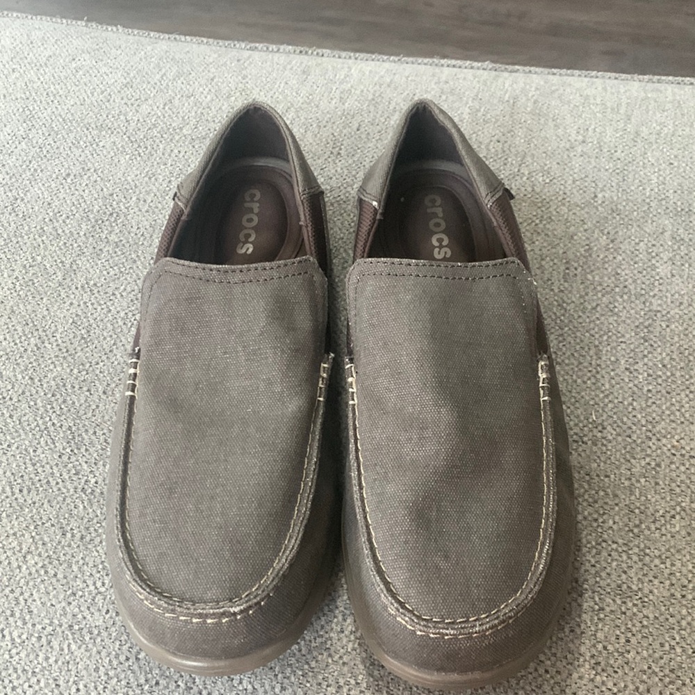 Mens Crocs Santa Cruz Slip On Shoes- NWOT
